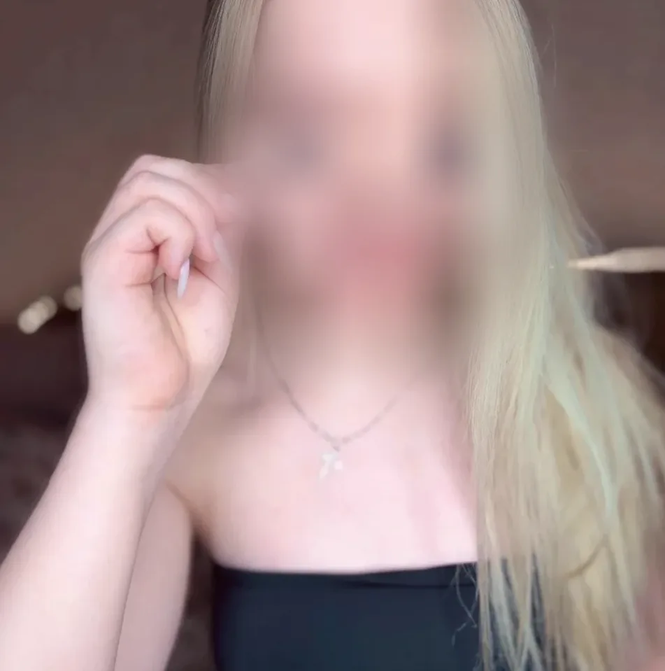 Ariadna, 21 años